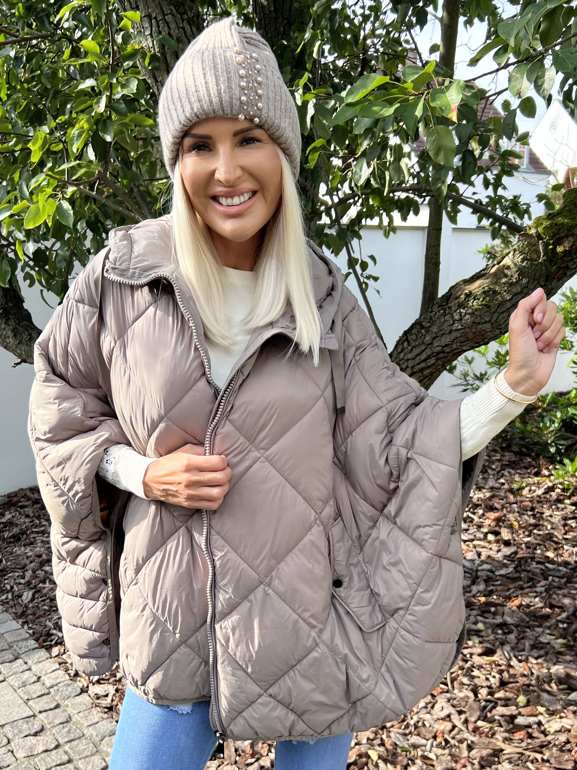 Floriza - Kort dynejakke i oversized pasform